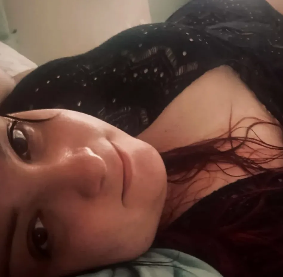 Greta, 33