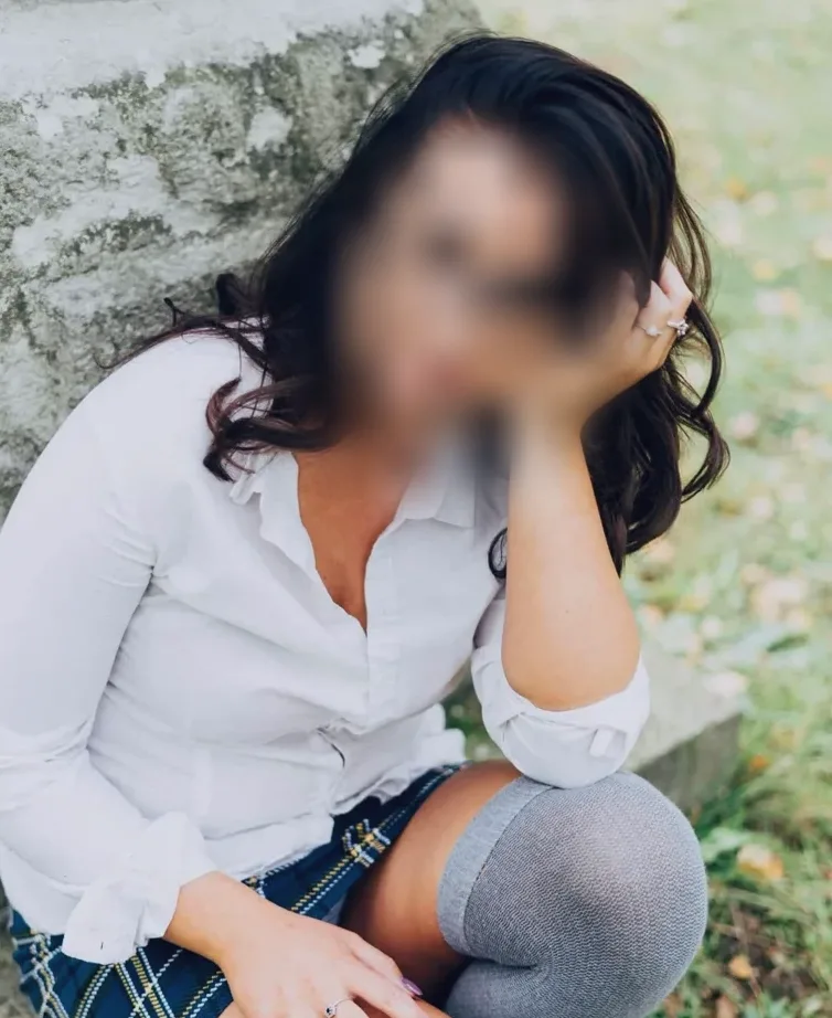 Isabell, 31
