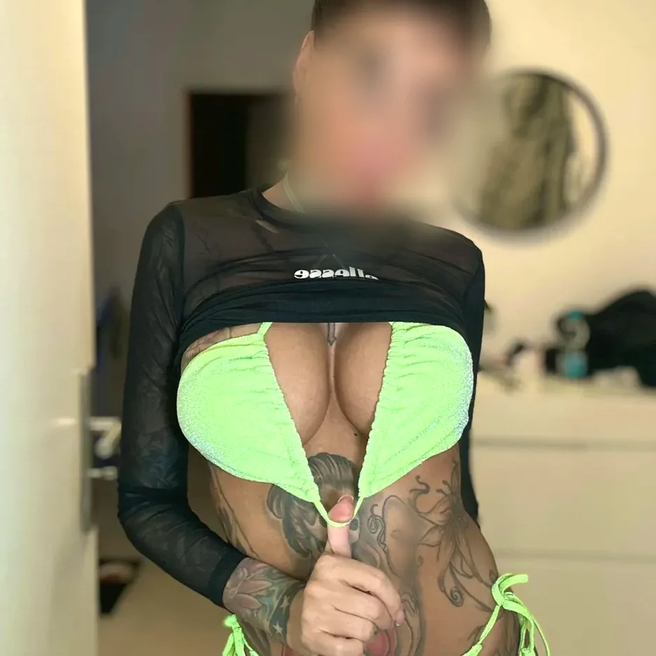 Maja, 37