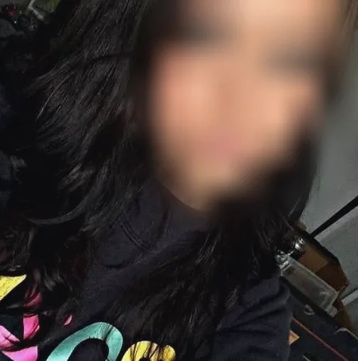 Pauline, 26
